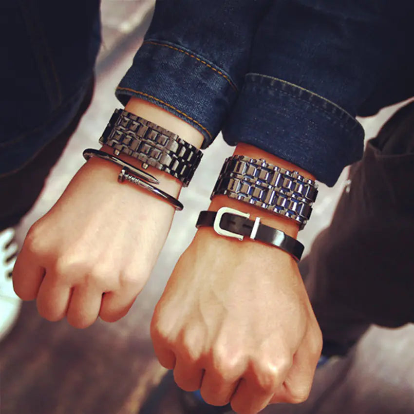 LED Mirror Lava Electronic Watch